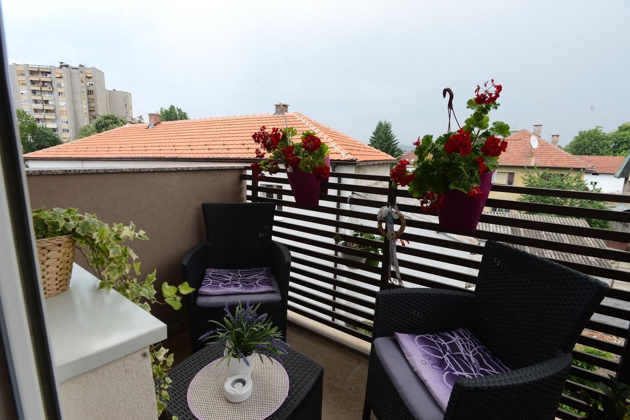 Apartment Lux Lomina Čačak Buitenkant foto